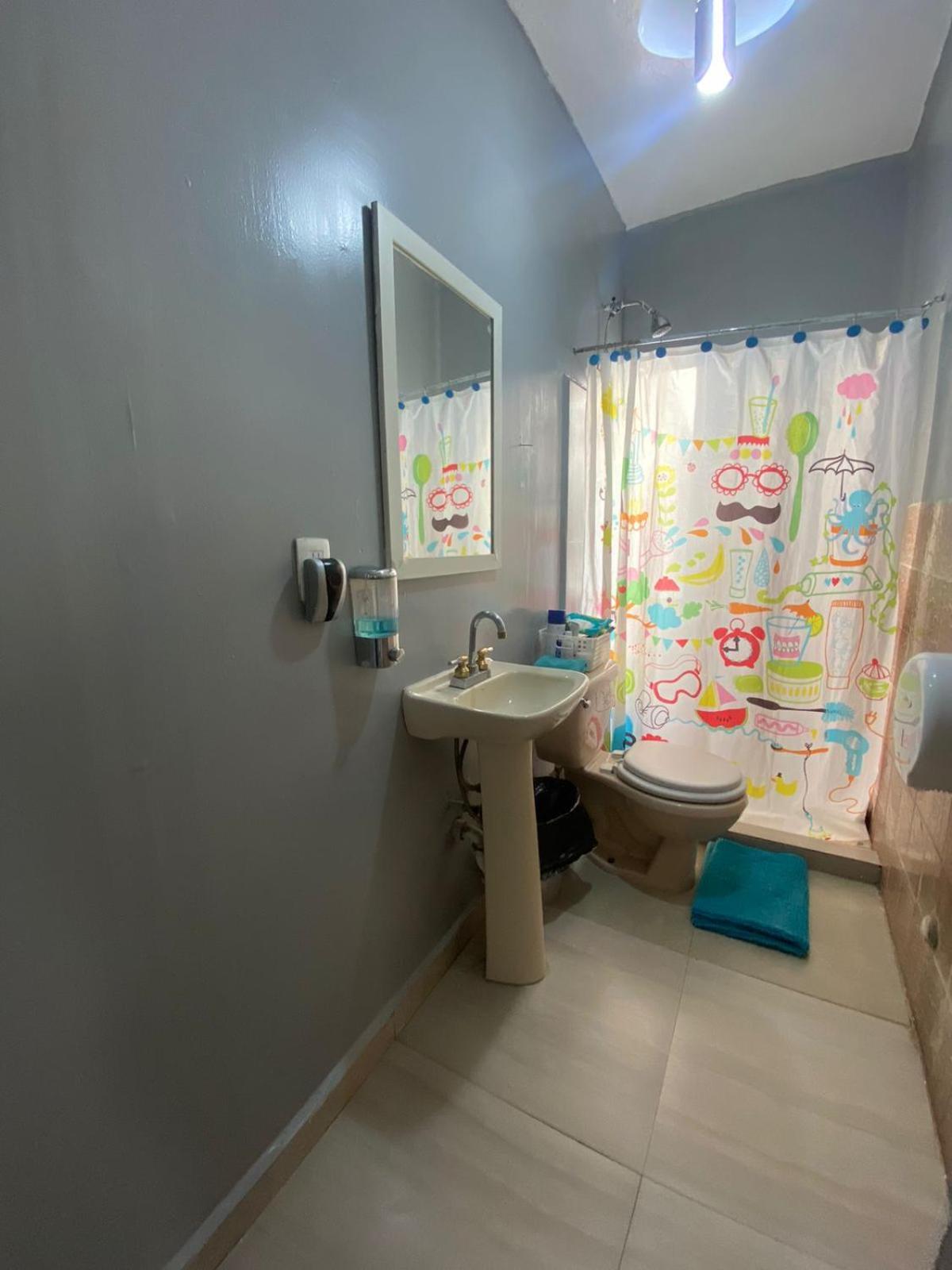 Hostal Letys Place Emilio Kota Meksiko Bagian luar foto